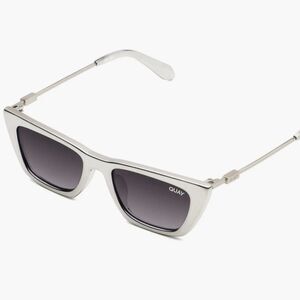Quay Australia The Kween Sunglasses - Silver